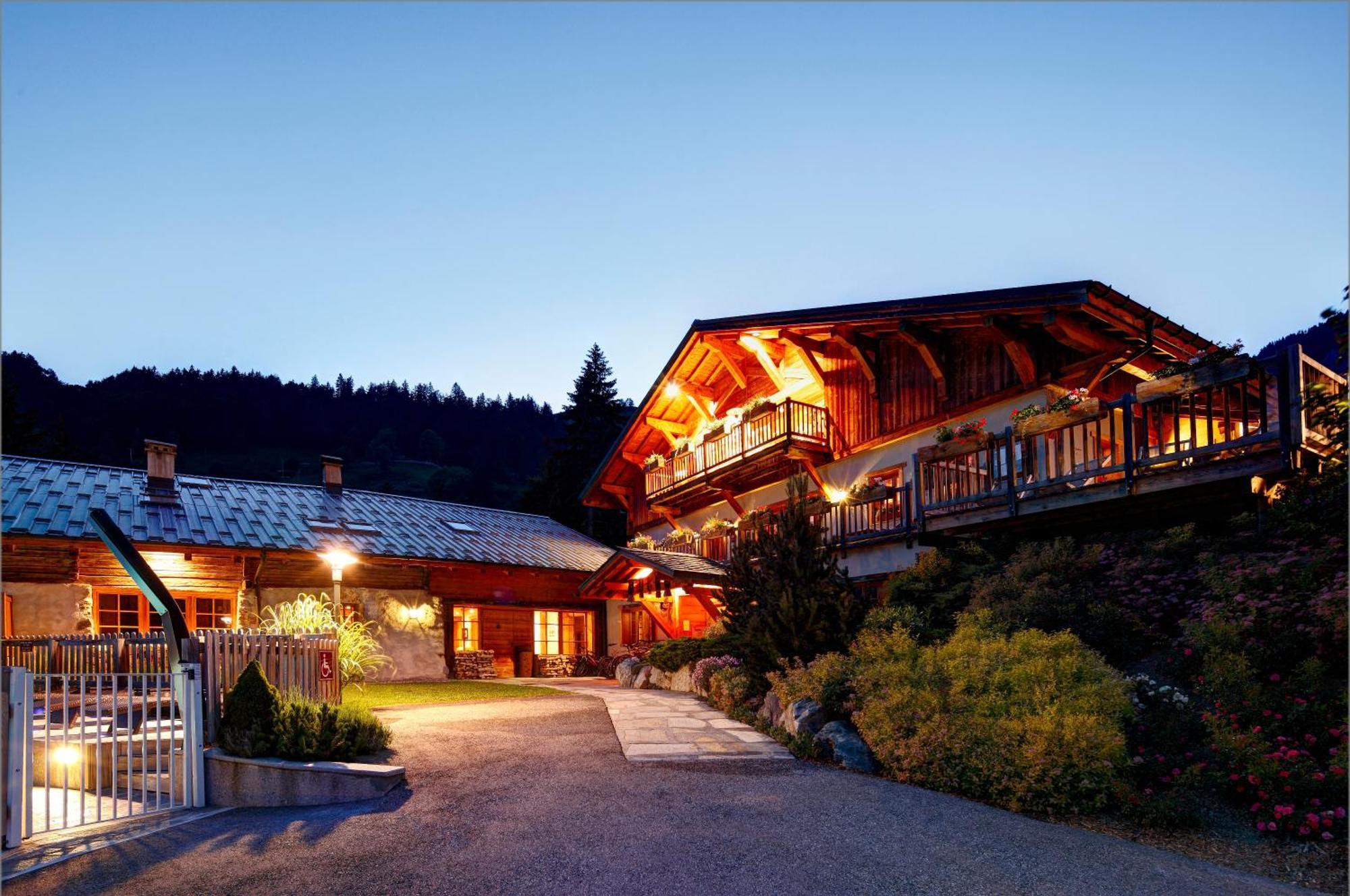 Hotel La Ferme Du Chozal, Chalet De Tradition Отелюс Екстериор снимка