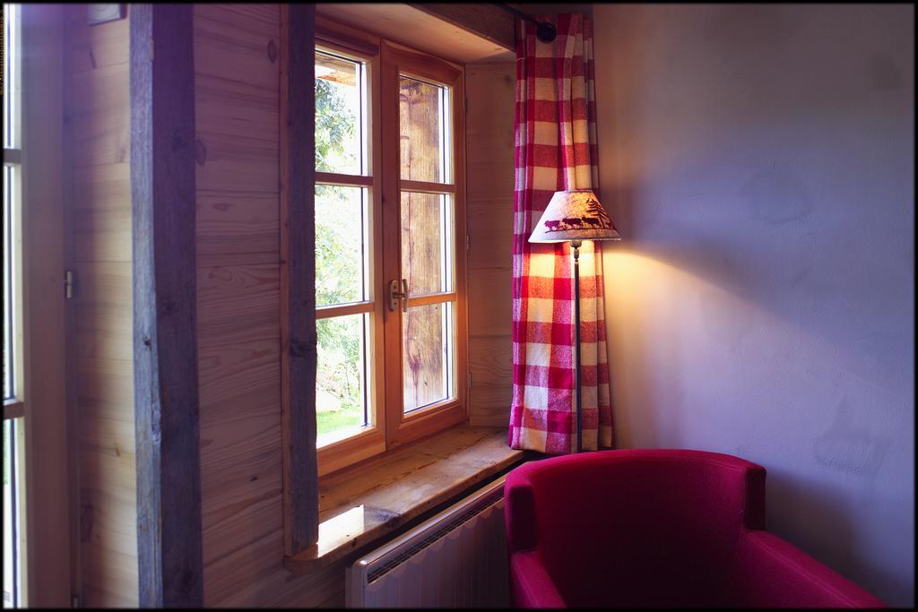 Hotel La Ferme Du Chozal, Chalet De Tradition Отелюс Екстериор снимка