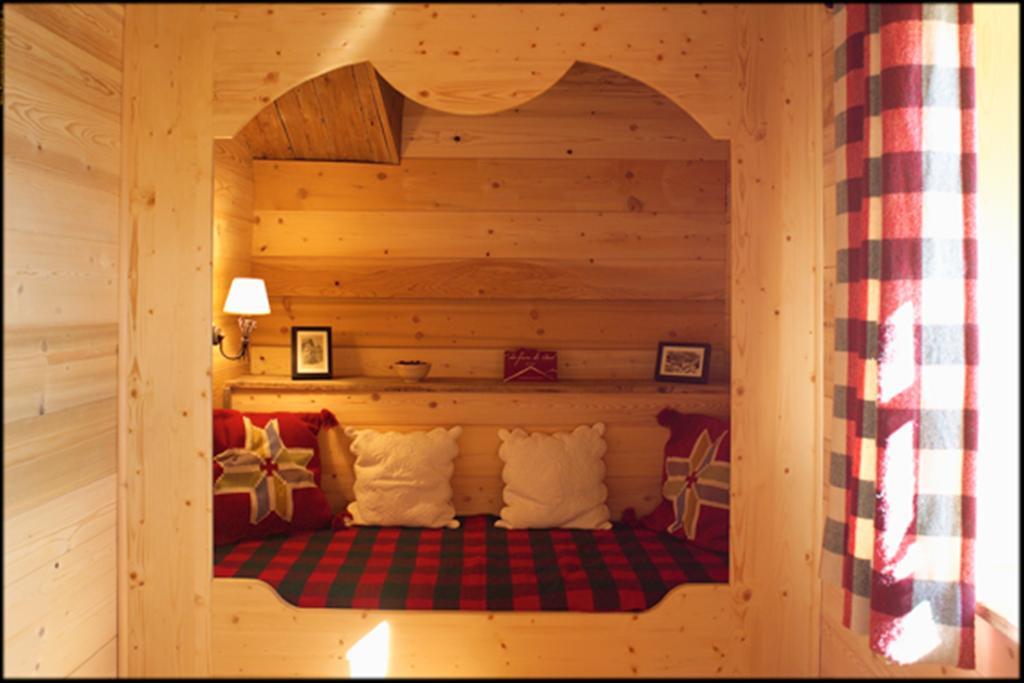 Hotel La Ferme Du Chozal, Chalet De Tradition Отелюс Екстериор снимка