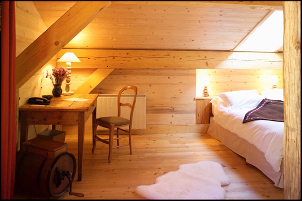 Hotel La Ferme Du Chozal, Chalet De Tradition Отелюс Екстериор снимка